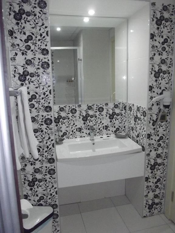 Bronze Hotel Gümbet Quarto foto